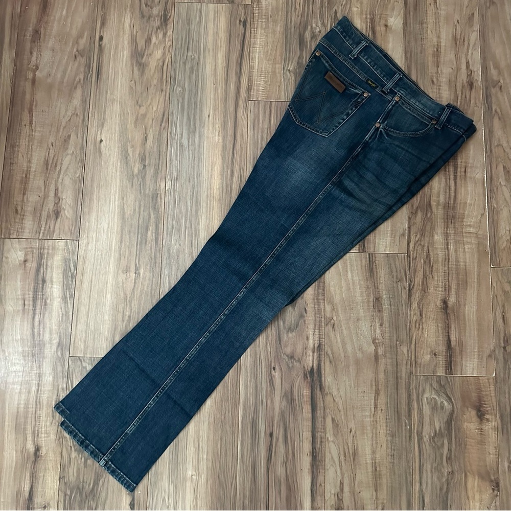 Starched Wrangler Retro Men's Indigo Slim Straight Jeans • Size: 36x34 - Picture 3 of 7